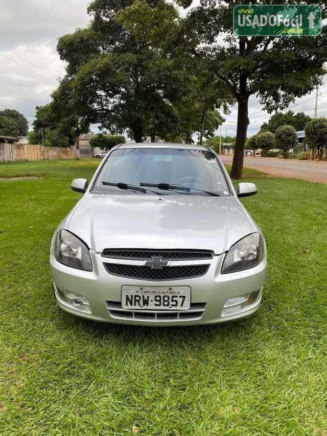 //www.autoline.com.br/carro/chevrolet/celta-10-lt-8v-flex-4p-manual/2013/tangara-da-serra-mt/23943595