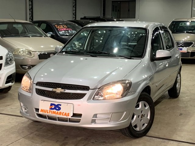//www.autoline.com.br/carro/chevrolet/celta-10-lt-8v-flex-4p-manual/2013/sorocaba-sp/24043588