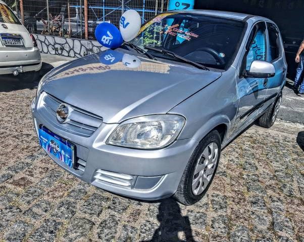 //www.autoline.com.br/carro/chevrolet/celta-10-spirit-8v-flex-4p-manual/2011/suzano-sp/24315368