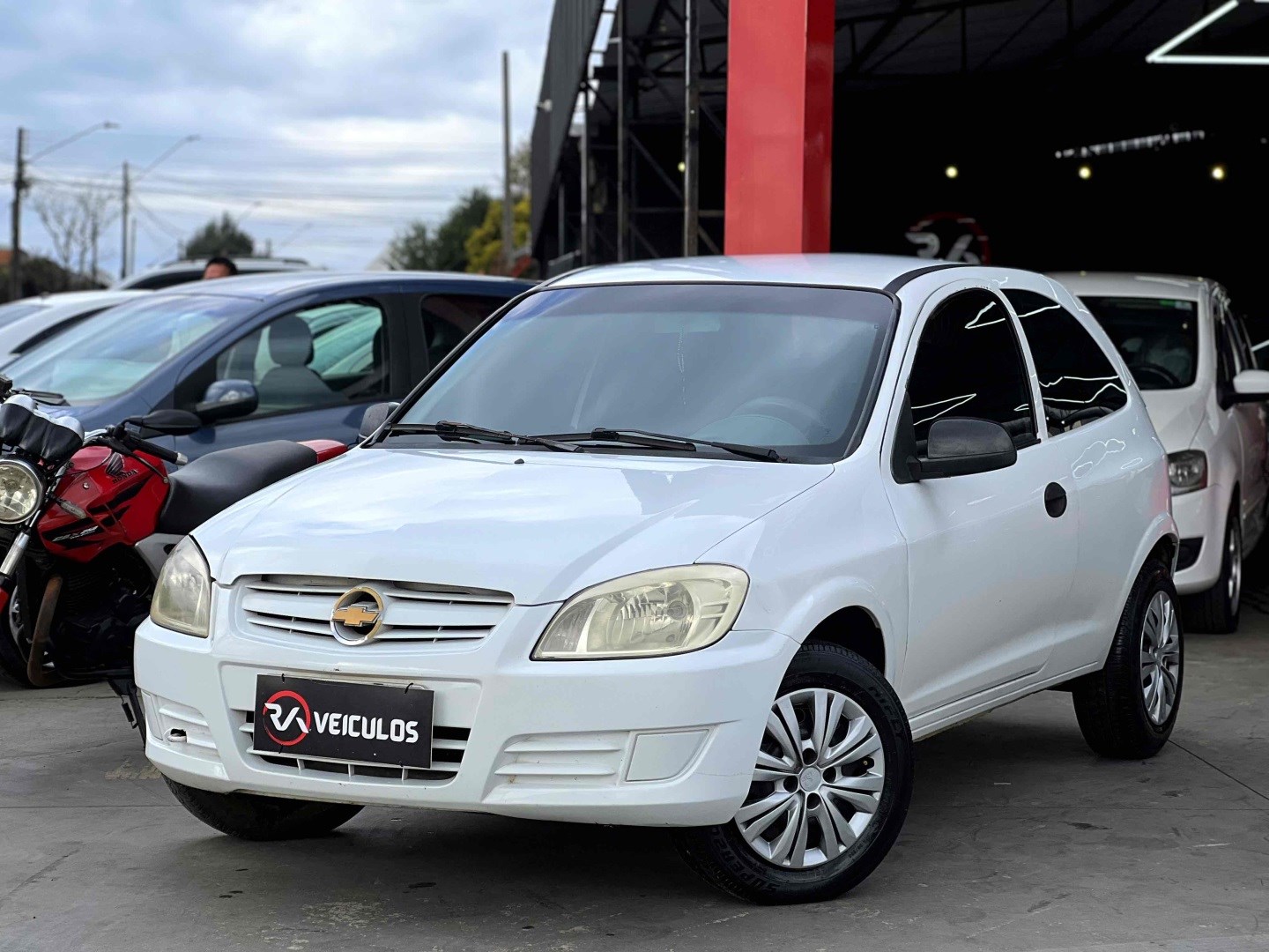 //www.autoline.com.br/carro/chevrolet/celta-10-life-8v-flex-2p-manual/2008/guarapuava-pr/24488039