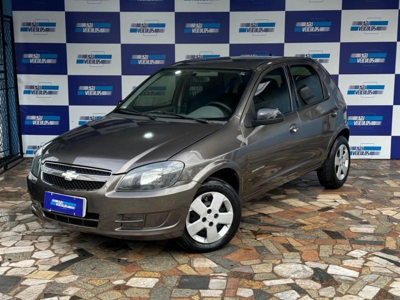 //www.autoline.com.br/carro/chevrolet/celta-10-advantage-8v-flex-4p-manual/2014/cuiaba-mt/24726930
