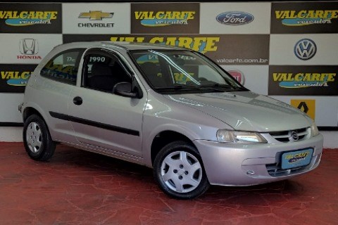 //www.autoline.com.br/carro/chevrolet/celta-10-spirit-8v-gasolina-2p-manual/2005/campinas-sp/24735727