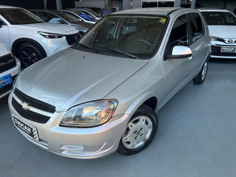 //www.autoline.com.br/carro/chevrolet/celta-10-lt-8v-flex-4p-manual/2013/belo-horizonte-mg/24898454