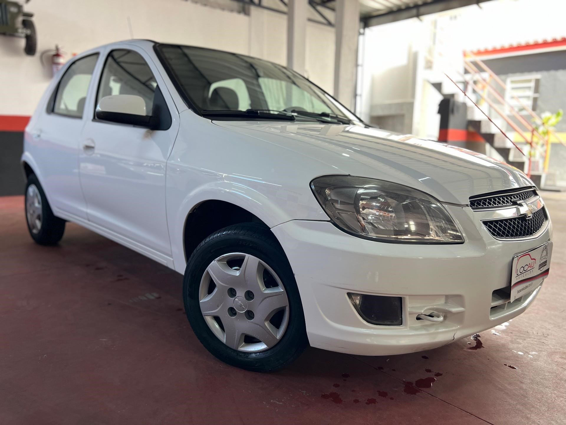 //www.autoline.com.br/carro/chevrolet/celta-10-ls-8v-flex-4p-manual/2013/serra-es/24982804