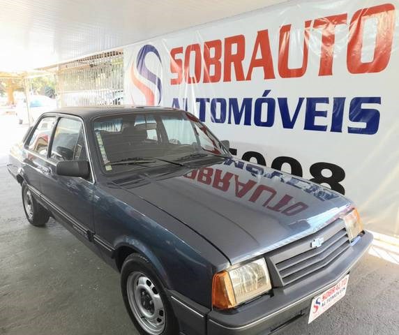 //www.autoline.com.br/carro/chevrolet/chevette-sedan-16-dl-75cv-2p-gasolina-manual/1990/brasilia-df/18051367
