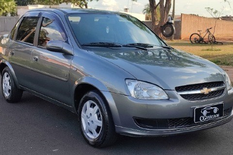 //www.autoline.com.br/carro/chevrolet/classic-10-ls-8v-flex-4p-manual/2012/penapolis-sp/22566459