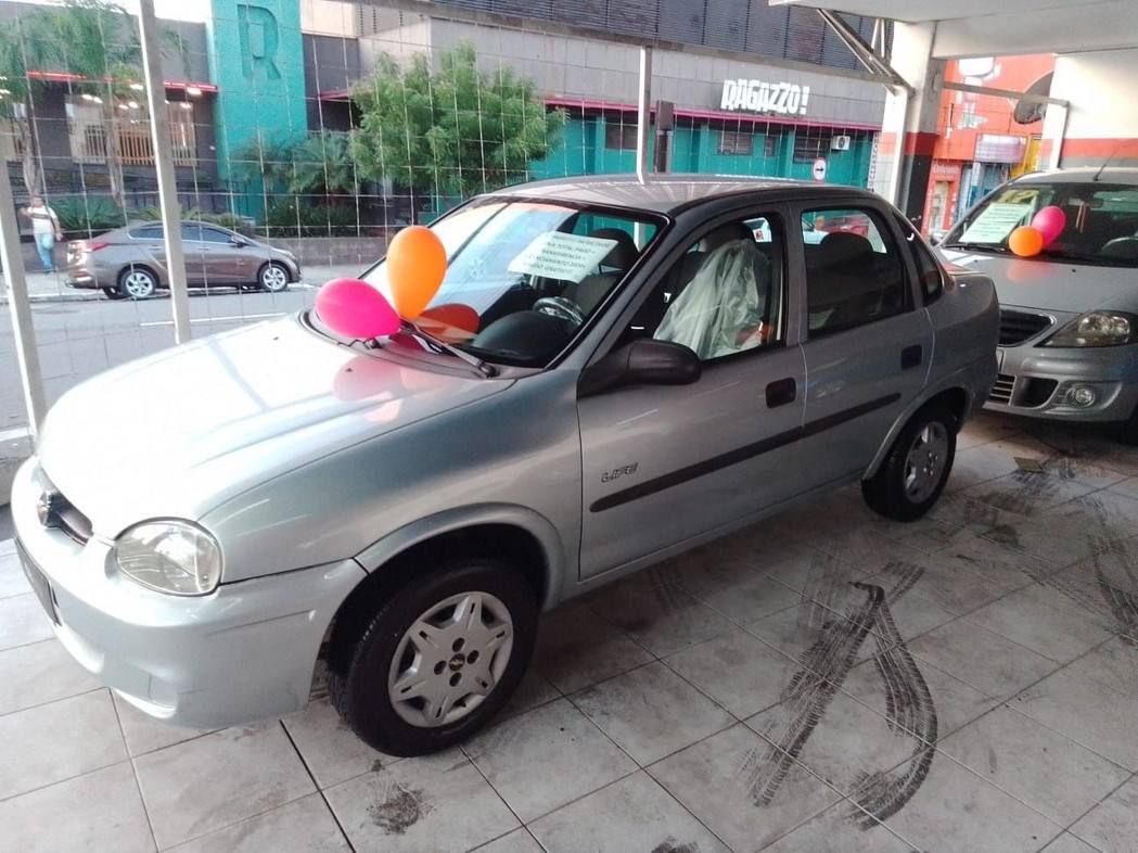 //www.autoline.com.br/carro/chevrolet/classic-10-life-8v-flex-4p-manual/2007/sao-bernardo-do-campo-sp/23293443