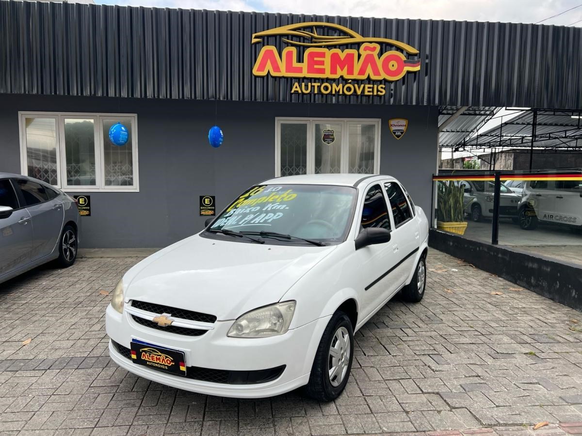 //www.autoline.com.br/carro/chevrolet/classic-10-ls-8v-flex-4p-manual/2016/joinville-sc/23766588