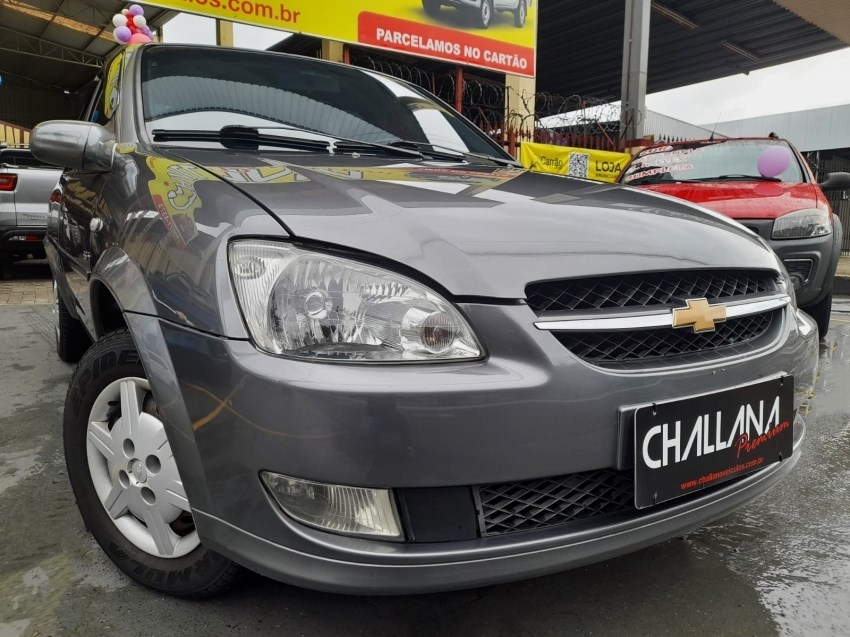 //www.autoline.com.br/carro/chevrolet/classic-10-ls-8v-flex-4p-manual/2012/ponta-grossa-pr/24458244