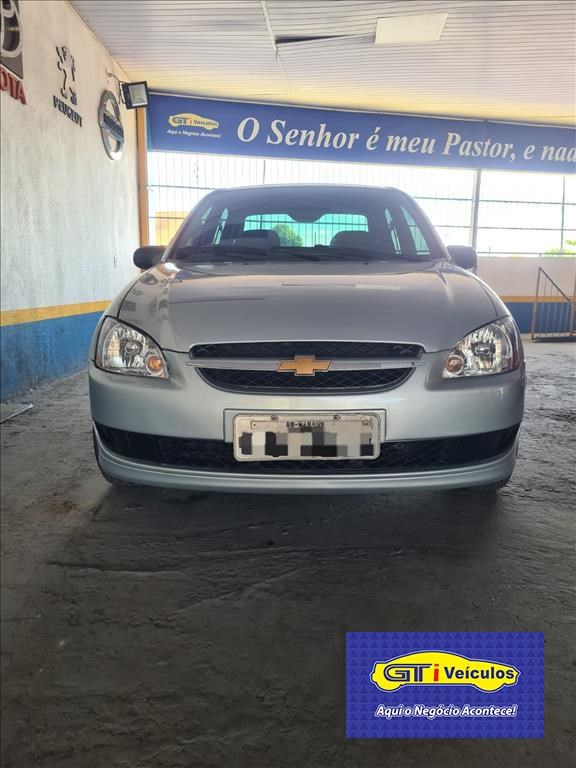 //www.autoline.com.br/carro/chevrolet/classic-10-ls-8v-flex-4p-manual/2013/manaus-am/24723915