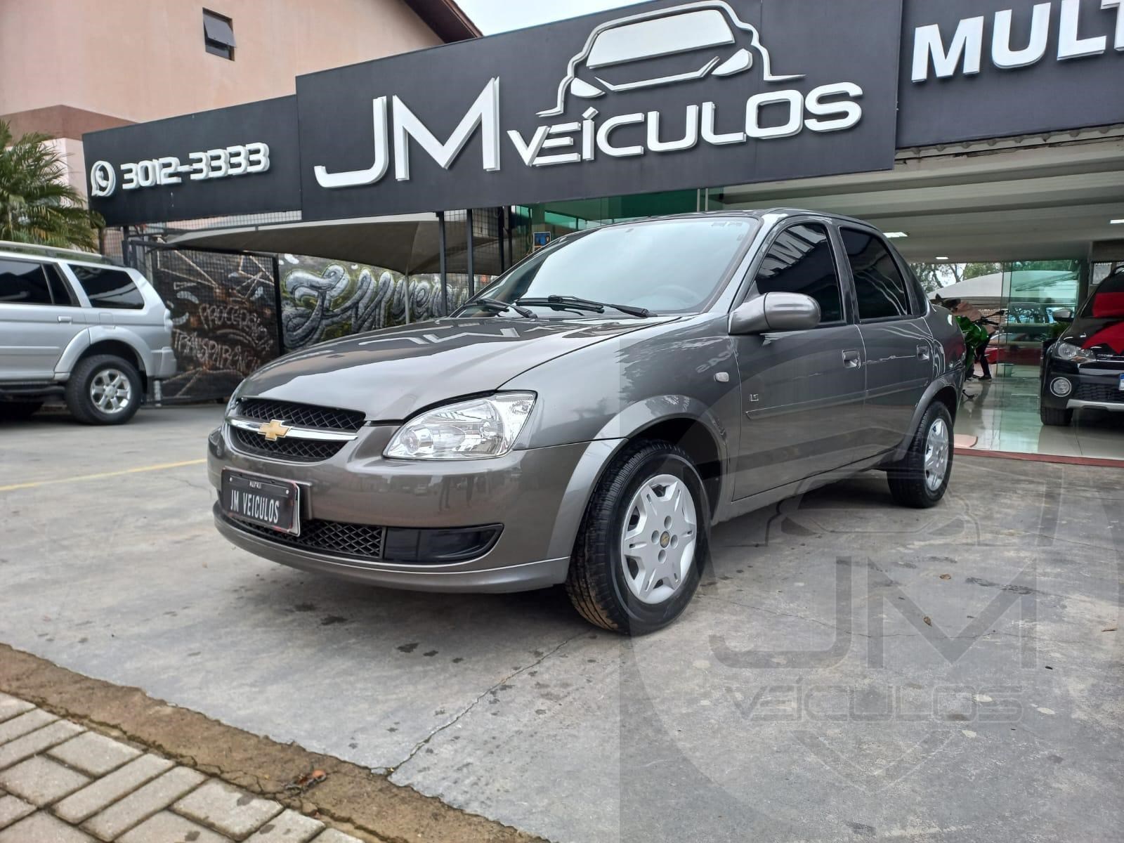 //www.autoline.com.br/carro/chevrolet/classic-10-ls-8v-flex-4p-manual/2012/mafra-sc/24892830