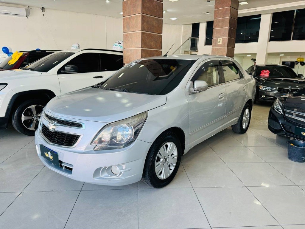 //www.autoline.com.br/carro/chevrolet/cobalt-18-ltz-8v-flex-4p-automatico/2014/rio-de-janeiro-rj/23957472