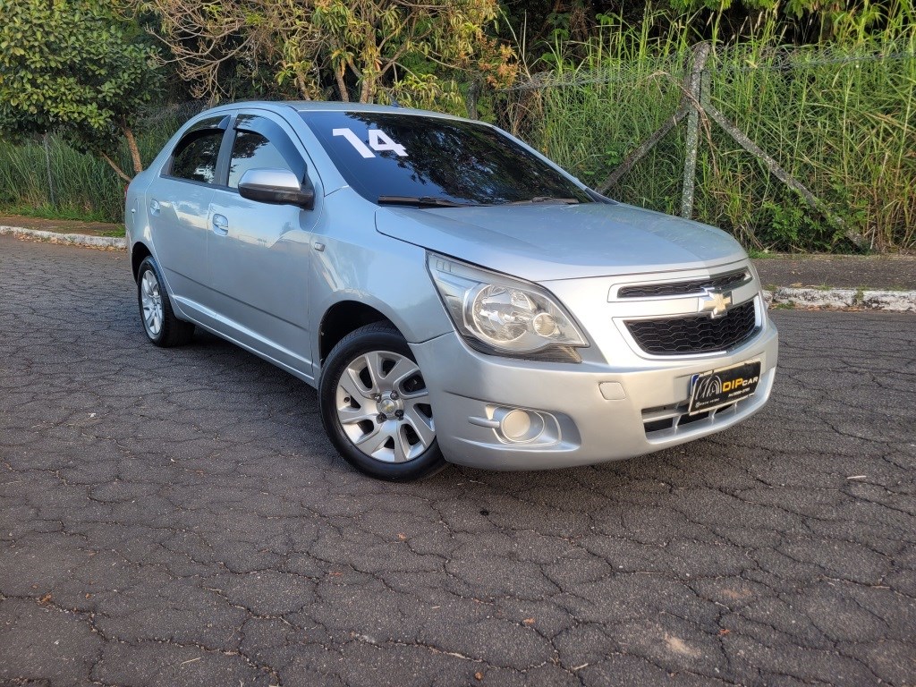 //www.autoline.com.br/carro/chevrolet/cobalt-18-ltz-8v-flex-4p-manual/2014/volta-redonda-rj/24826360