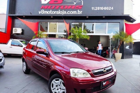 //www.autoline.com.br/carro/chevrolet/corsa-14-sedan-premium-8v-flex-4p-manual/2011/jundiai-sp/16574656