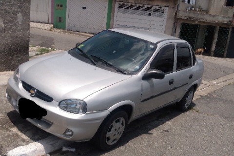 //www.autoline.com.br/carro/chevrolet/corsa-10-sedan-classic-8v-gasolina-4p-manual/2003/sao-paulo-sp/16711776