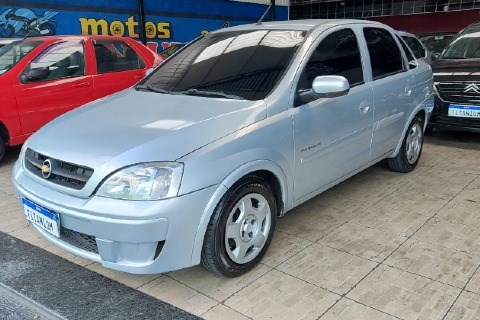 //www.autoline.com.br/carro/chevrolet/corsa-14-sedan-premium-8v-flex-4p-manual/2009/guarulhos-sp/23295223