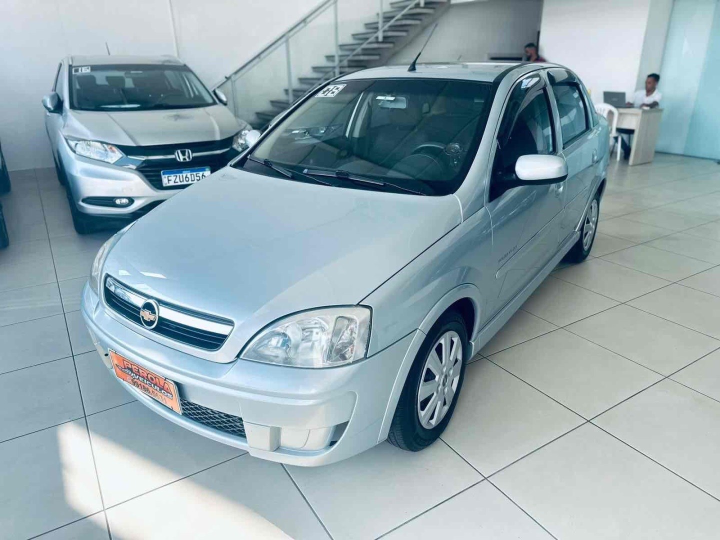 //www.autoline.com.br/carro/chevrolet/corsa-14-sedan-premium-8v-flex-4p-manual/2008/santa-barbara-doeste-sp/25026740