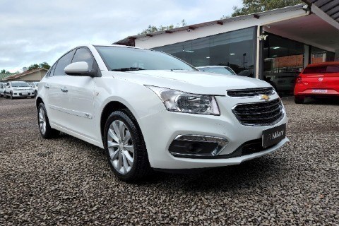//www.autoline.com.br/carro/chevrolet/cruze-18-hatch-sport-lt-16v-flex-4p-automatico/2015/santa-maria-rs/18282264