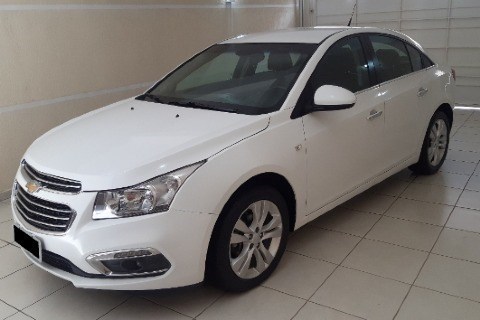 //www.autoline.com.br/carro/chevrolet/cruze-18-sedan-ltz-16v-flex-4p-automatico/2016/santo-andre-sp/22072825