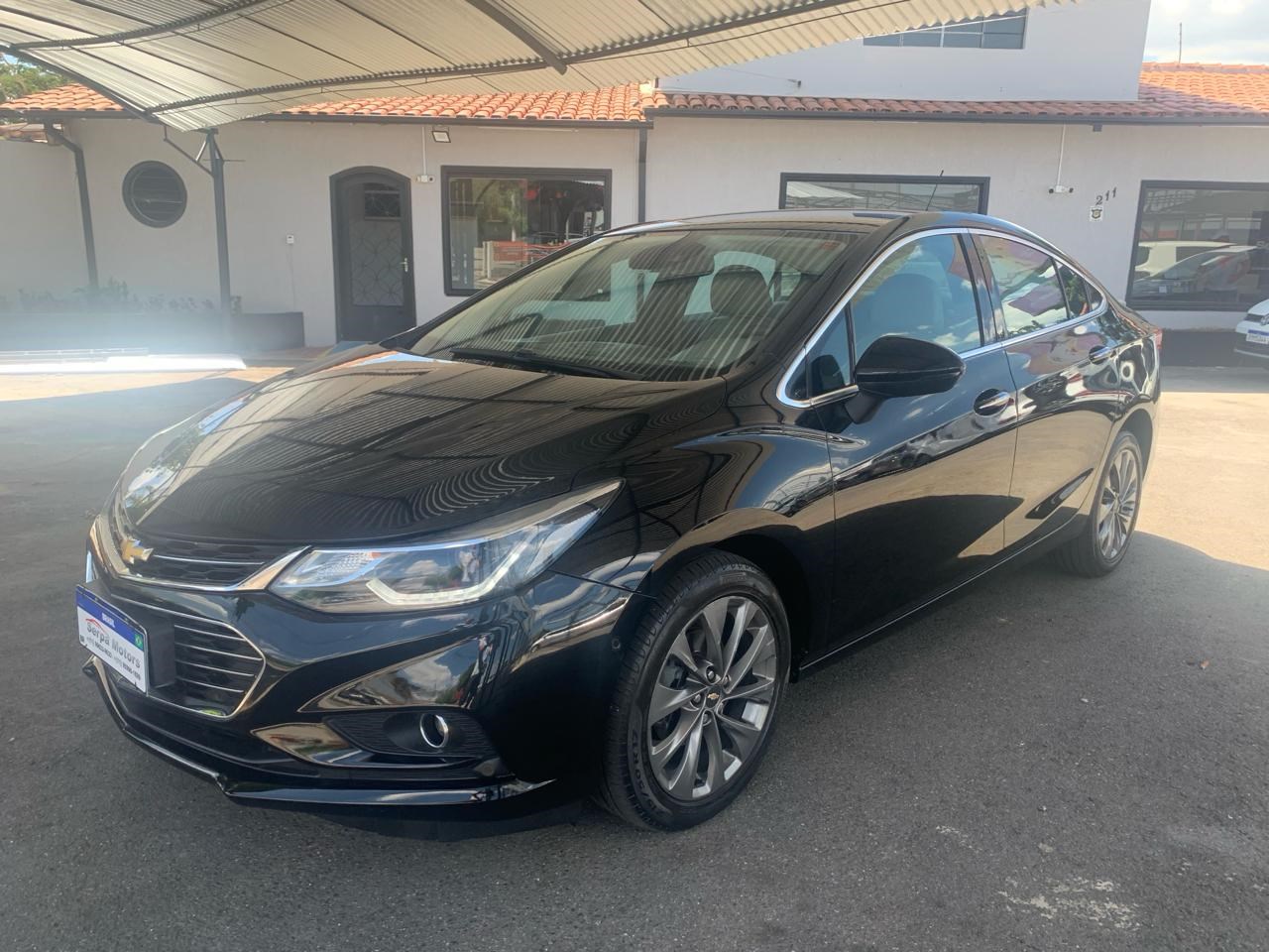 //www.autoline.com.br/carro/chevrolet/cruze-14-sedan-ltz-16v-flex-4p-turbo-automatico/2018/itu-sp/22995284