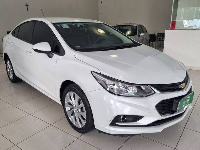 //www.autoline.com.br/carro/chevrolet/cruze-14-hatch-sport-lt-16v-flex-4p-turbo-automatic/2019/aracatuba-sp/23197376