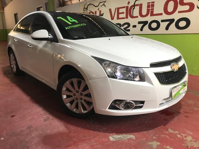 //www.autoline.com.br/carro/chevrolet/cruze-18-sedan-ltz-16v-flex-4p-automatico/2014/lins-sp/23551370