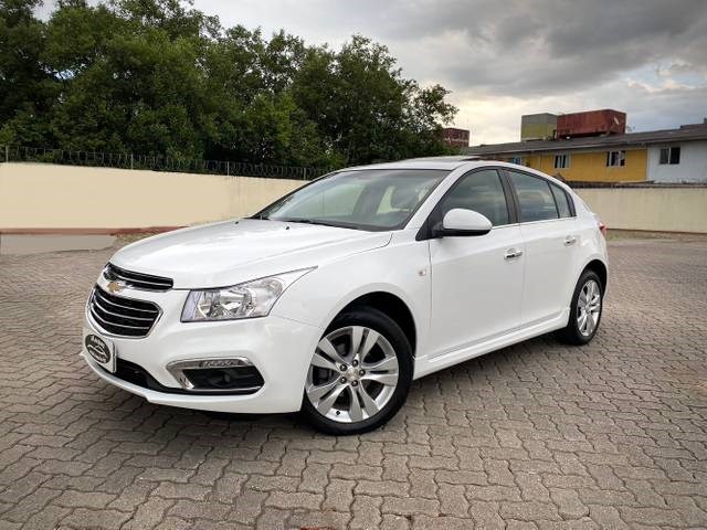 //www.autoline.com.br/carro/chevrolet/cruze-18-hatch-sport-ltz-16v-flex-4p-automatico/2016/palhoca-sc/23821278