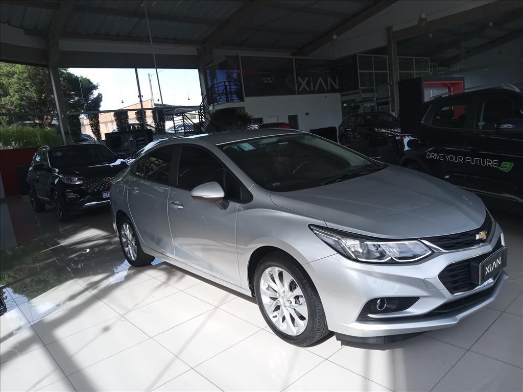 //www.autoline.com.br/carro/chevrolet/cruze-14-sedan-lt-16v-flex-4p-turbo-automatico/2017/sao-joao-da-boa-vista-sp/23853332