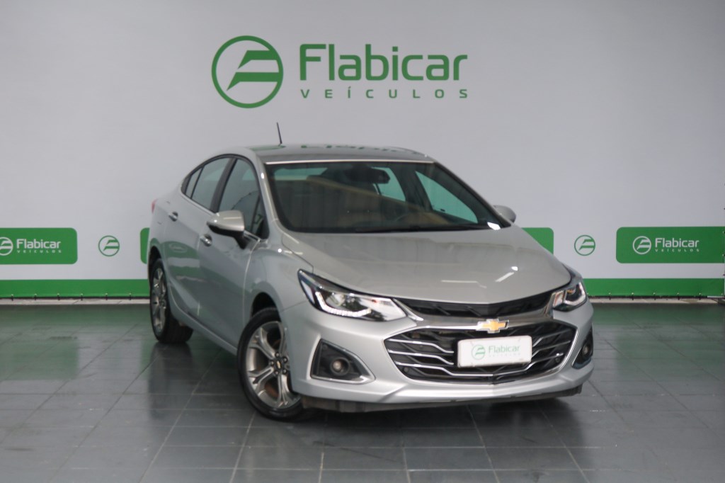 //www.autoline.com.br/carro/chevrolet/cruze-14-sedan-premier-16v-flex-4p-turbo-automatico/2022/joinville-sc/23922741