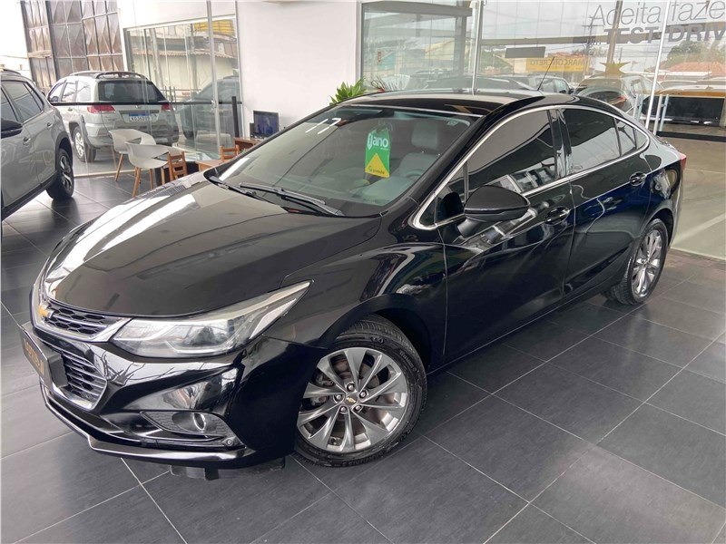 //www.autoline.com.br/carro/chevrolet/cruze-14-sedan-ltz-16v-flex-4p-turbo-automatico/2017/araruama-rj/24108011