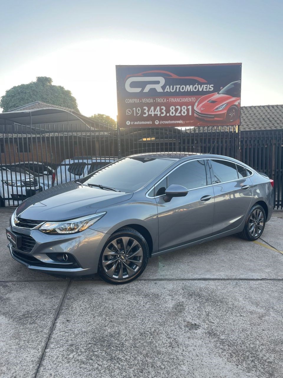 //www.autoline.com.br/carro/chevrolet/cruze-14-sedan-ltz-16v-flex-4p-turbo-automatico/2018/limeira-sp/24204951