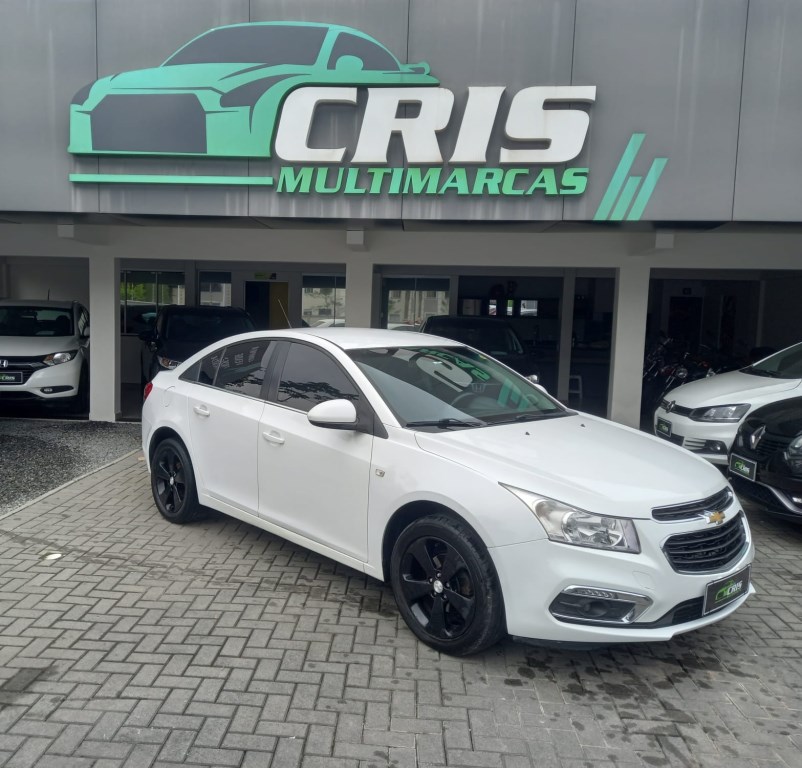 //www.autoline.com.br/carro/chevrolet/cruze-18-sedan-lt-16v-flex-4p-automatico/2015/joinville-sc/24218613