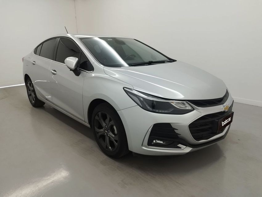 //www.autoline.com.br/carro/chevrolet/cruze-14-sedan-ltz-16v-flex-4p-turbo-automatico/2022/brasilia-df/24254563