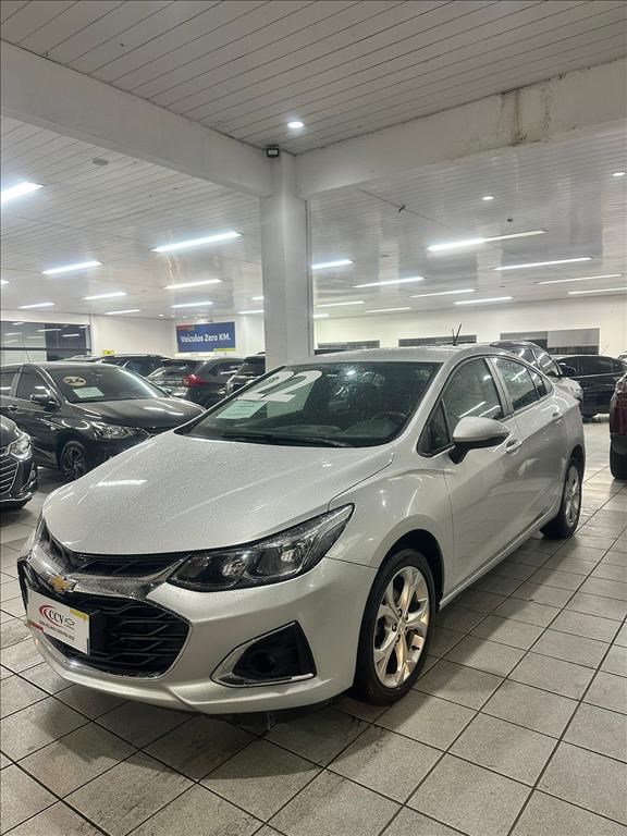 //www.autoline.com.br/carro/chevrolet/cruze-14-sedan-lt-16v-flex-4p-turbo-automatico/2022/curitiba-pr/24290769
