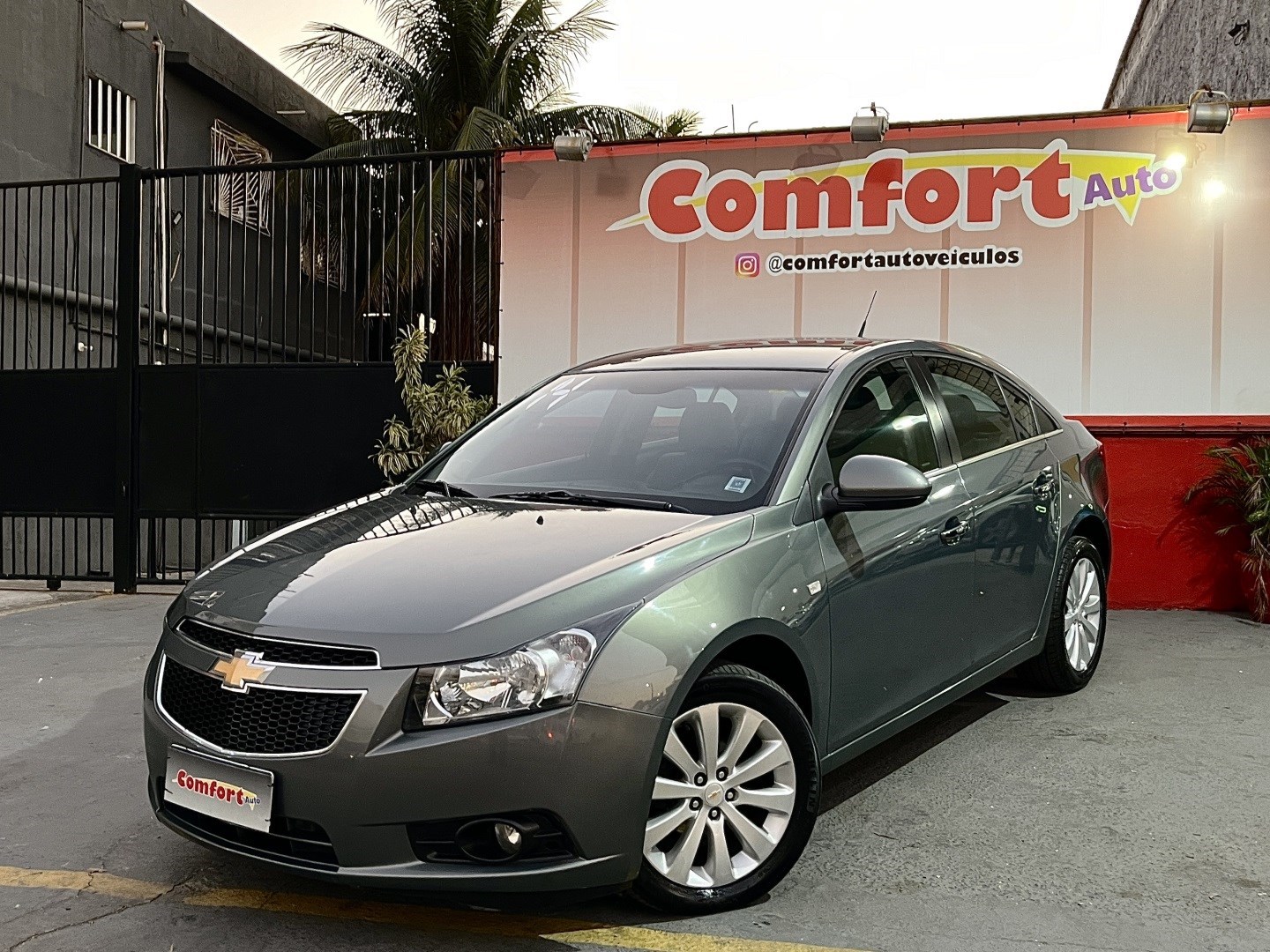 //www.autoline.com.br/carro/chevrolet/cruze-18-sedan-ltz-16v-flex-4p-automatico/2014/sao-joao-de-meriti-rj/24317029