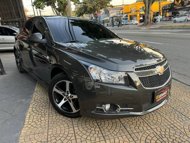 //www.autoline.com.br/carro/chevrolet/cruze-18-hatch-sport-ltz-16v-flex-4p-automatico/2012/sao-paulo-sp/24346225