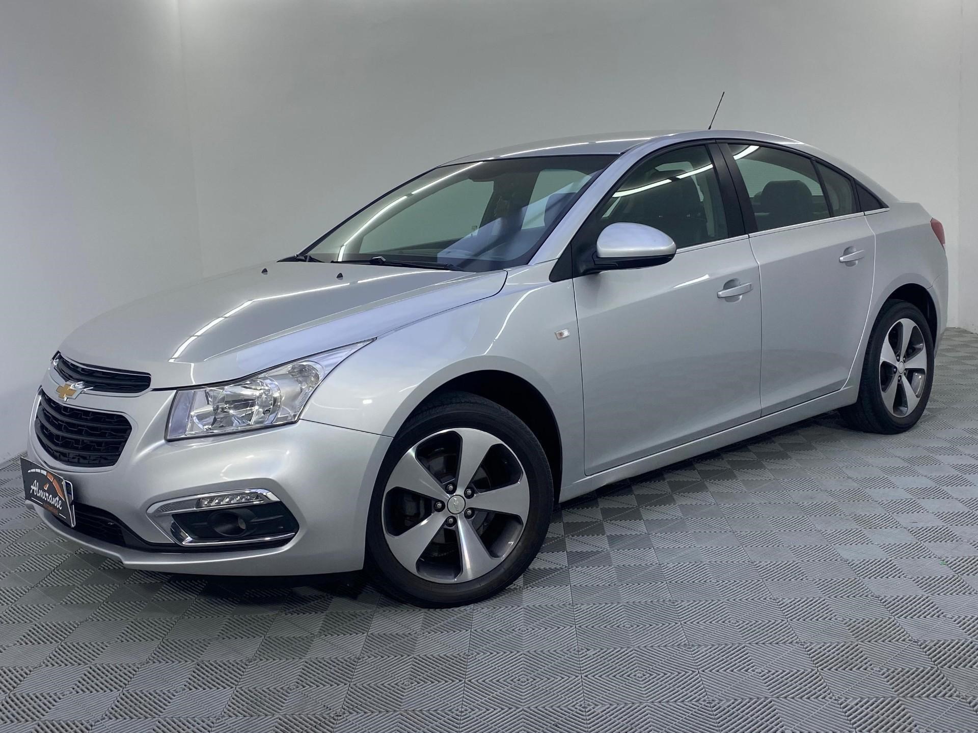 //www.autoline.com.br/carro/chevrolet/cruze-18-hb-sport-lt-16v-flex-4p-manual/2016/blumenau-sc/24512808
