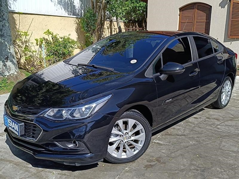 //www.autoline.com.br/carro/chevrolet/cruze-14-sedan-lt-16v-flex-4p-turbo-automatico/2019/curitiba-pr/24633342