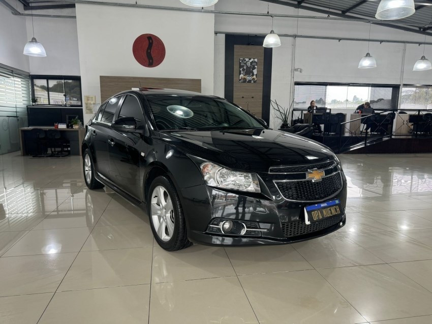 //www.autoline.com.br/carro/chevrolet/cruze-18-hb-sport-ltz-16v-flex-4p-manual/2014/sao-bento-do-sul-sc/24648712