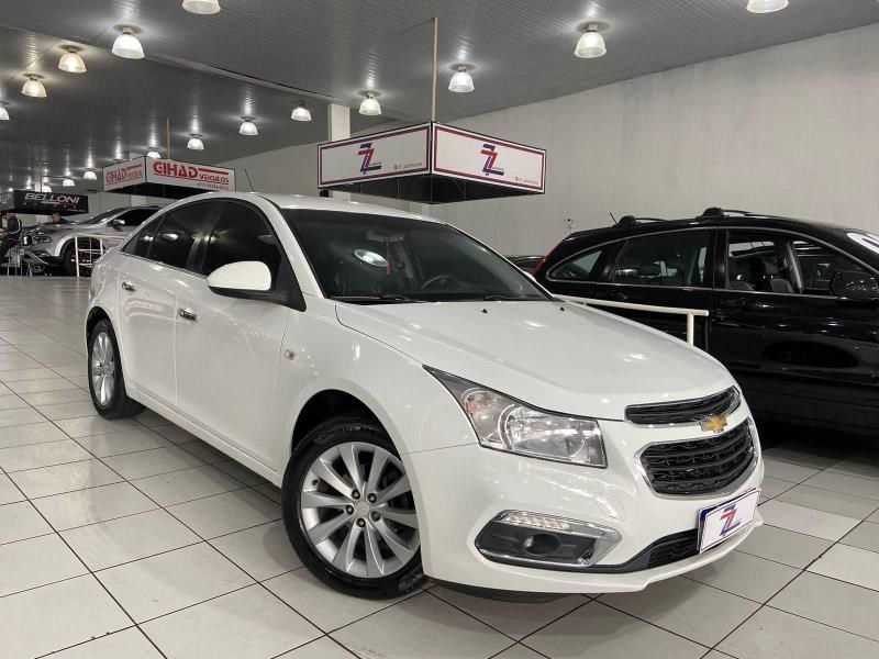//www.autoline.com.br/carro/chevrolet/cruze-18-sedan-lt-16v-flex-4p-automatico/2016/sao-paulo-sp/24667792