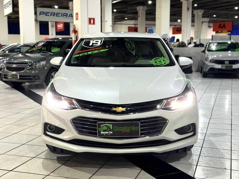 //www.autoline.com.br/carro/chevrolet/cruze-14-sedan-ltz-16v-flex-4p-turbo-automatico/2019/sao-paulo-sp/24701067