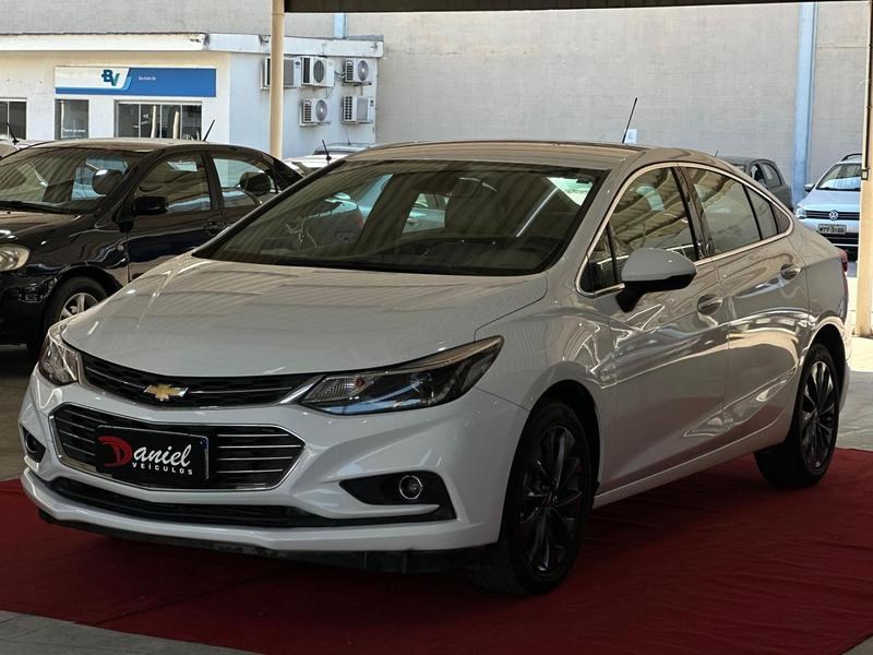 //www.autoline.com.br/carro/chevrolet/cruze-14-sedan-ltz-16v-flex-4p-turbo-automatico/2019/serra-es/24709268