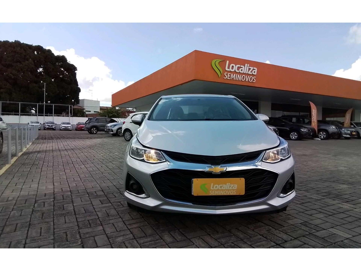 //www.autoline.com.br/carro/chevrolet/cruze-14-sedan-lt-16v-flex-4p-turbo-automatico/2023/sao-paulo-sp/24895278