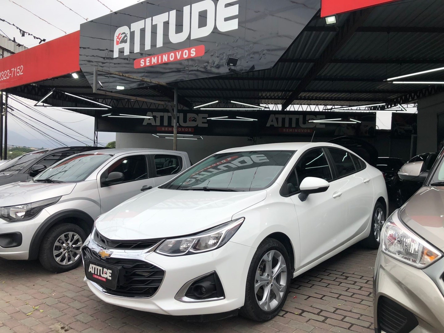 //www.autoline.com.br/carro/chevrolet/cruze-14-sedan-lt-16v-flex-4p-turbo-automatico/2023/rio-de-janeiro-rj/24899904