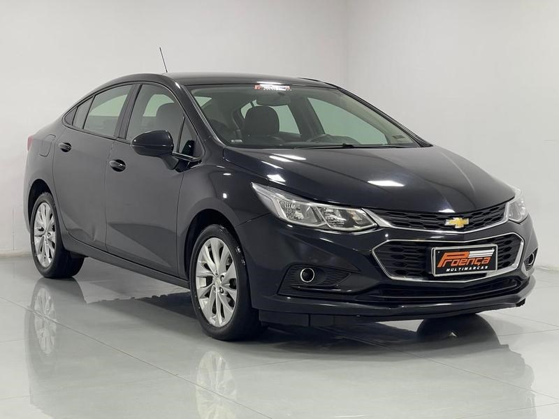 //www.autoline.com.br/carro/chevrolet/cruze-14-sedan-lt-16v-flex-4p-turbo-automatico/2019/curitiba-pr/24901076