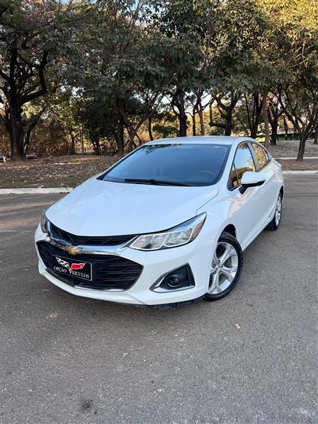 //www.autoline.com.br/carro/chevrolet/cruze-14-sedan-premier-16v-flex-4p-turbo-automatico/2020/ipatinga-mg/24949780