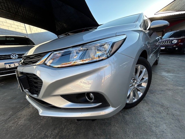 //www.autoline.com.br/carro/chevrolet/cruze-14-sedan-lt-16v-flex-4p-turbo-automatico/2018/ribeirao-preto-sp/24950243