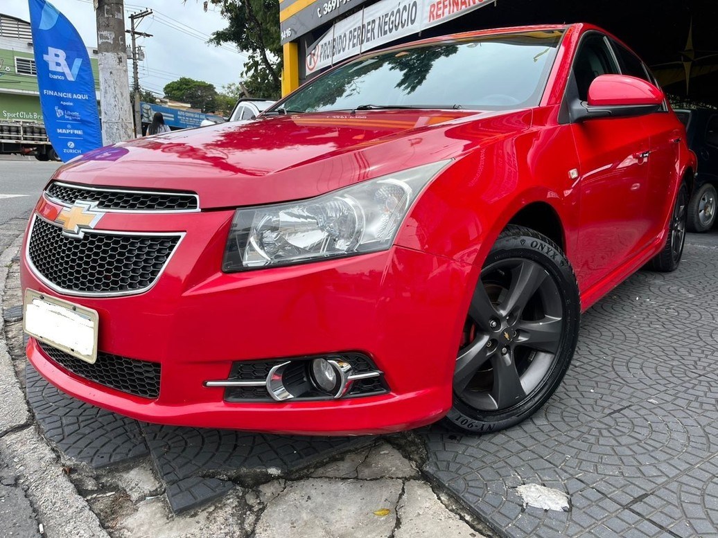//www.autoline.com.br/carro/chevrolet/cruze-18-hatch-sport-ltz-16v-flex-4p-automatico/2014/osasco-sp/24970761