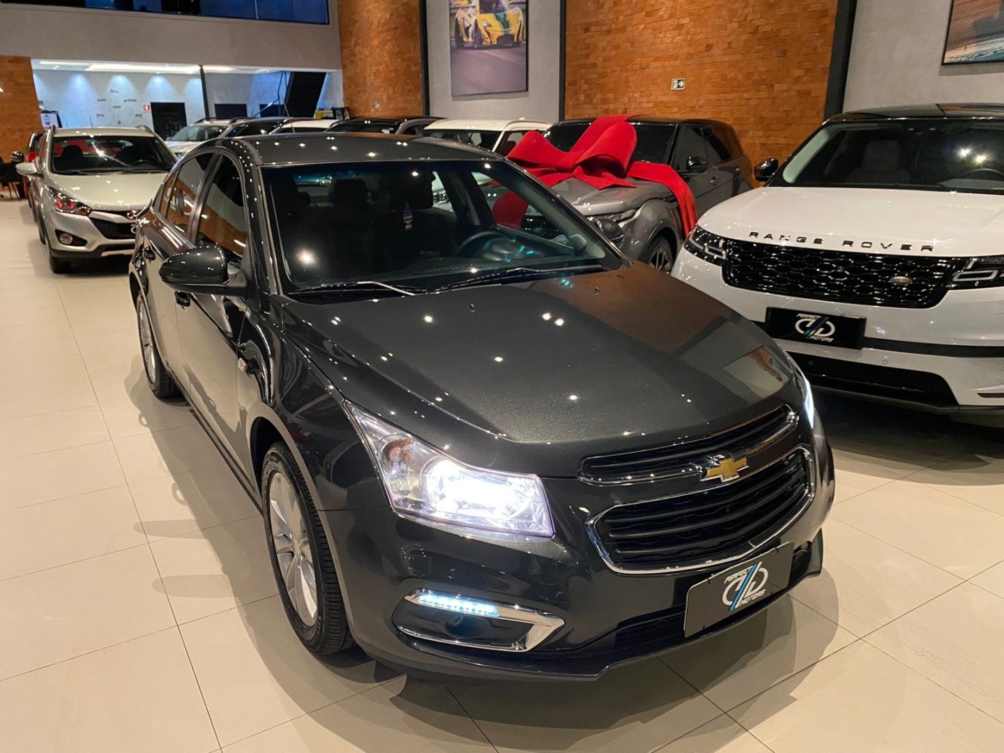 //www.autoline.com.br/carro/chevrolet/cruze-18-hatch-sport-lt-16v-flex-4p-automatico/2016/santo-andre-sp/24972174