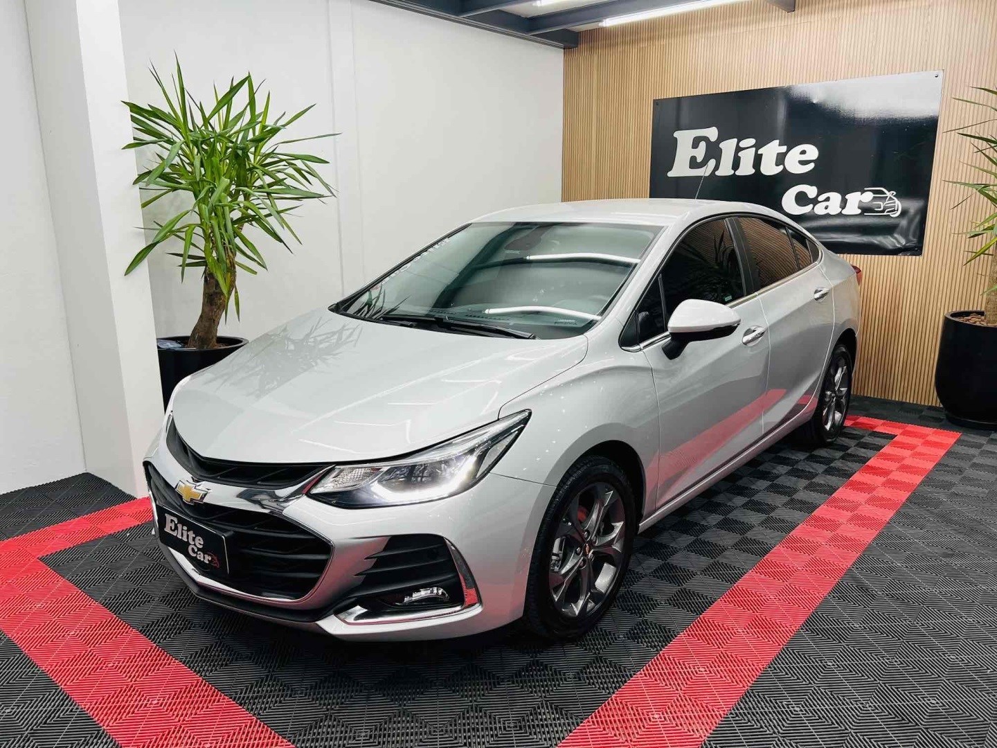 //www.autoline.com.br/carro/chevrolet/cruze-14-sedan-ltz-16v-flex-4p-turbo-automatico/2021/estancia-velha-rs/24988254